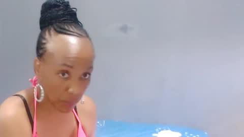 Snapshot of candidlily chatting on 31, 1, 2025 Candidlily online show from 31, 1, 2025