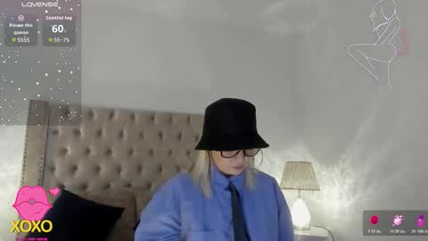 Candie  online show from 5, 2, 2026