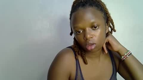 Snapshot of candiemaya chatting on 21, 4, 2026 candiemaya online show from 21, 4, 2026