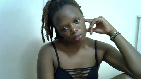 Snapshot of candiemaya chatting on 1, 5, 2026 candiemaya online show from 1, 5, 2026