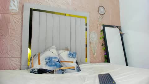 candise online show from 25, 9, 2025