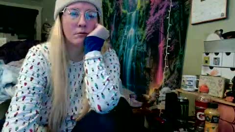 Candi online show from 17, 5, 2026