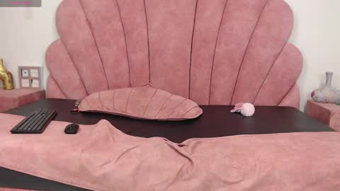 Snapshot of candy_bony chatting on 3, 4, 2026 candy_bony online show from 3, 4, 2026