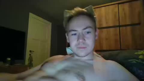 candy_boy_xoxo online show from 11, 3, 2026