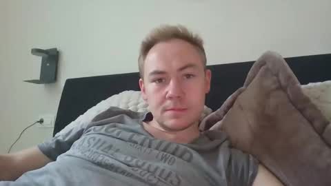 candy_boy_xoxo online show from 21, 4, 2026