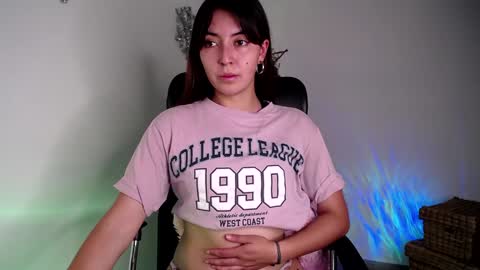 Snapshot of candy_canee chatting on 17, 1, 2025   online show from 17, 1, 2025