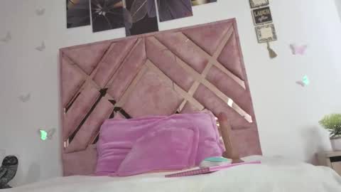 Snapshot of candy_chloe02 chatting on 25, 2, 2026 Im ChloeJoin The Fan Club online show from 25, 2, 2026