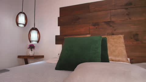 Jolie online show from 17, 10, 2025