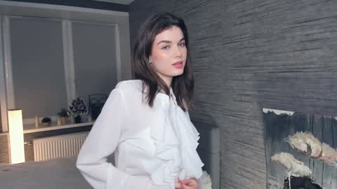 Flora online show from 2, 2, 2025