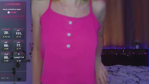 candy_flosse online show from 14, 9, 2025