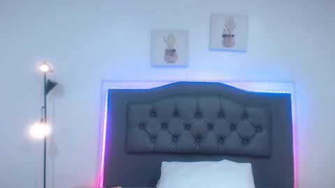 Candy online show from 18, 10, 2025