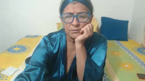 Snapshot of candy_mature_ chatting on 25, 1, 2025 candy online show from 25, 1, 2025