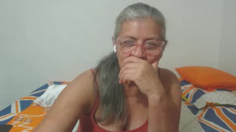 Snapshot of candy_mature_ chatting on 24, 2, 2025 candy online show from 24, 2, 2025