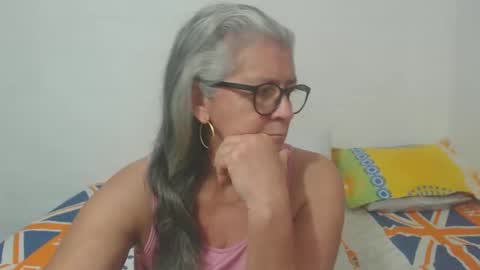 Snapshot of candy_mature_ chatting on 2, 3, 2025 candy online show from 2, 3, 2025
