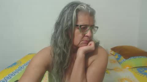 Snapshot of candy_mature_ chatting on 11, 3, 2025 candy online show from 11, 3, 2025