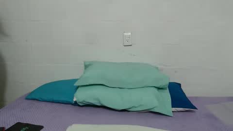 Snapshot of candy_mature_ chatting on 6, 10, 2025 candy online show from 6, 10, 2025