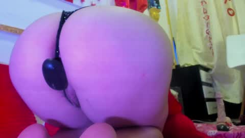 Snapshot of candy_plus chatting on 13, 2, 2025 Candy plus online show from 13, 2, 2025