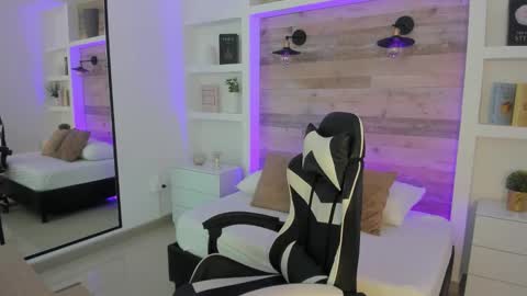 CANDY online show from 6, 1, 2026