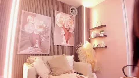 Snapshot of candy_temptation18 chatting on 3, 7, 2026 sofia online show from 3, 7, 2026
