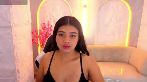 Snapshot of candy_tx_ chatting on 16, 4, 2026 Online 7300 to 1400 online show from 16, 4, 2026