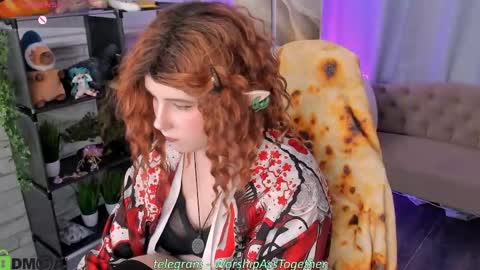 Snapshot of candy_yeah chatting on 19, 5, 2026 Mary online show from 19, 5, 2026