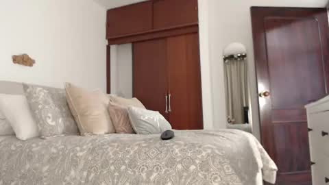 sara ivonne online show from 20, 4, 2026