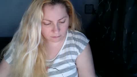 Laura online show from 3, 2, 2025