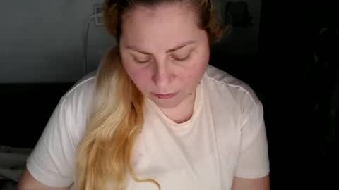 Laura online show from 6, 2, 2025