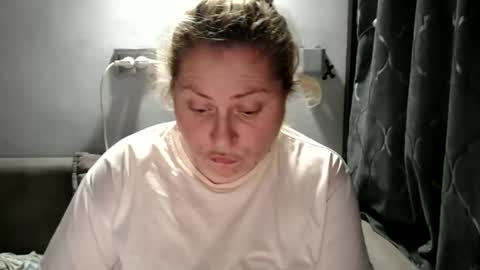 Laura online show from 6, 2, 2025