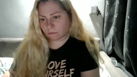 Laura online show from 16, 2, 2025