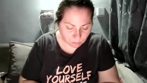 Laura online show from 13, 10, 2025