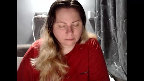 Snapshot of candycream74 chatting on 5, 6, 2026 Laura online show from 5, 6, 2026