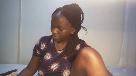 Snapshot of candycurly_ chatting on 9, 3, 2025 candycurly_ online show from 9, 3, 2025