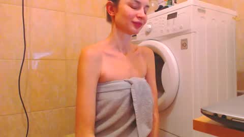 CANDYJESx online show from 18, 12, 2024