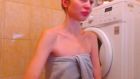 CANDYJESx online show from 6, 2, 2025