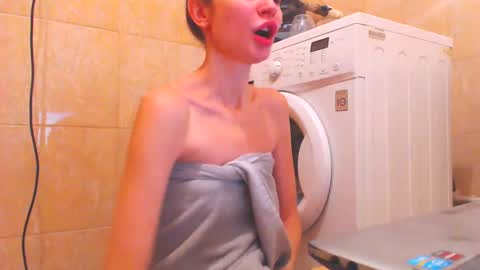 CANDYJESx online show from 25, 2, 2025