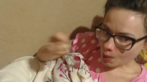 say meow and send tips  online show from 11, 3, 2025