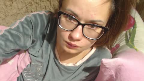 say meow and send tip  online show from 6, 12, 2024