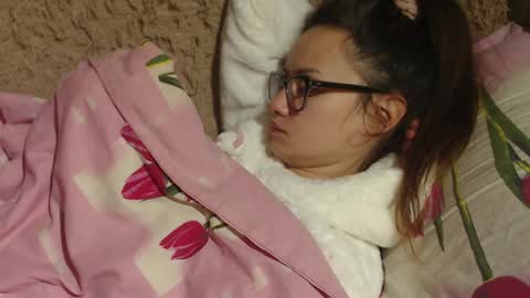 say meow and send tip  online show from 10, 12, 2024