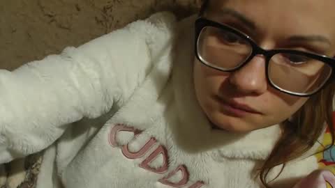 say meow and send tip  online show from 26, 1, 2025