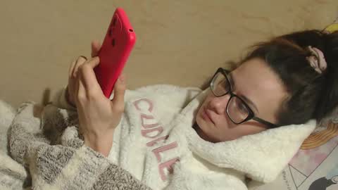 say meow and send tip  online show from 7, 3, 2025