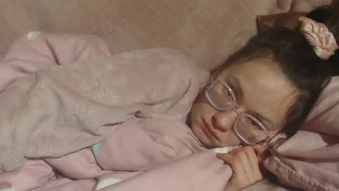 say meow and send tip  online show from 3, 3, 2026