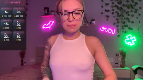 Candy online show from 26, 5, 2026