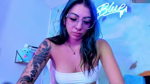 Snapshot of candyrisex chatting on 25, 5, 2026 candyrisex online show from 25, 5, 2026
