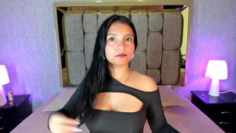 Candys Victoria online show from 2, 10, 2025