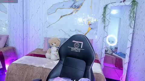 Snapshot of candyy_tay1 chatting on 25, 3, 2026 CANDYY online show from 25, 3, 2026