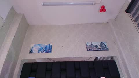 Aura  online show from 3, 3, 2025