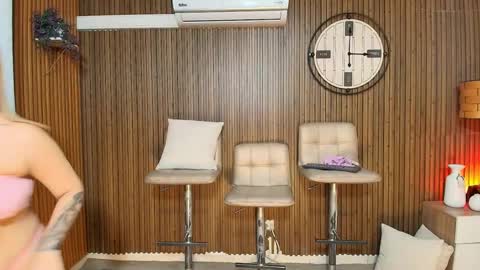 Snapshot of canelasquirtxxx chatting on 5, 2, 2026 Sara online show from 5, 2, 2026