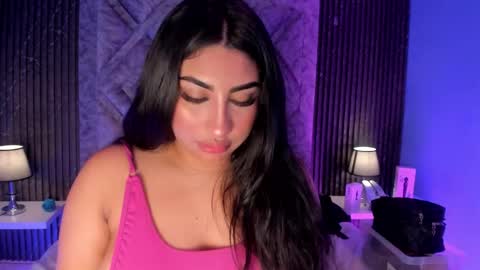 GABRIELA LOPEZ online show from 13, 11, 2025