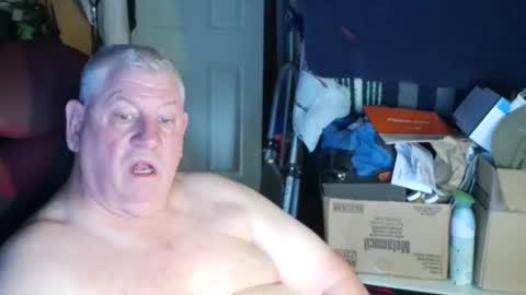 canoelicker69 online show from 10, 9, 2025